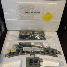 thomas kinkade hawthorne village st. nicolas circle box car train 14-07959-010