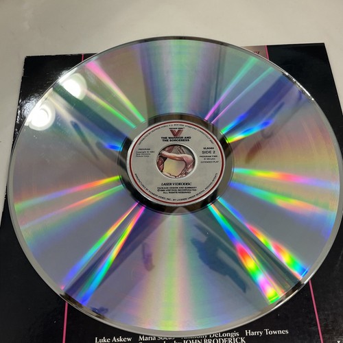 The Warrior and the Sorceress (1984), Vestron LaserDisc - Picture 4 of 4