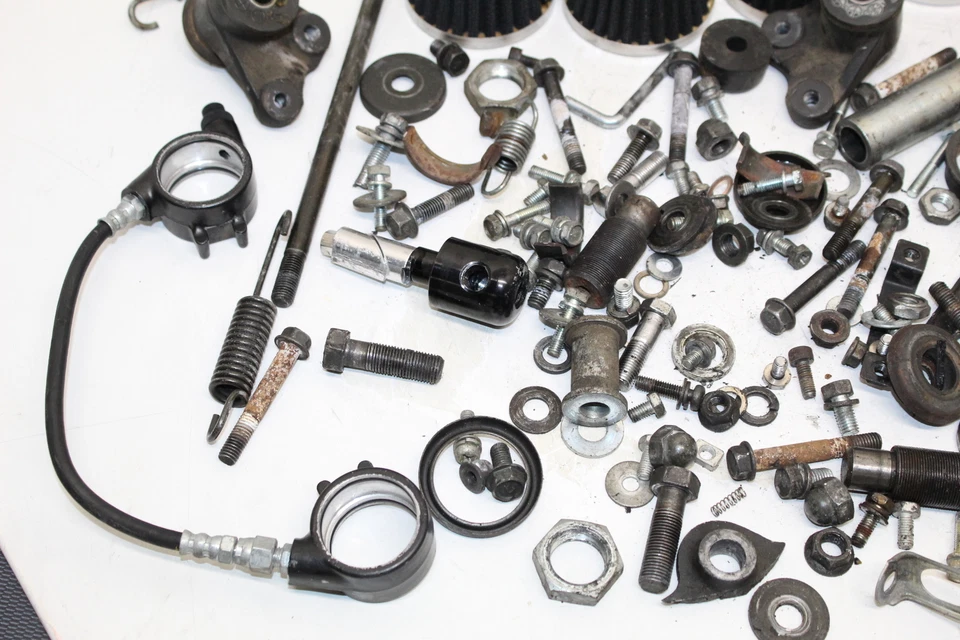 Juego de tornillos de capucha Kawasaki Kz750n 1982 Foto 3 de 4