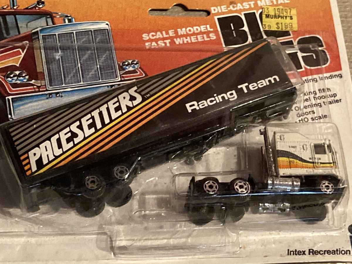 Zee Toys Big Rigs Die-Cast HO Scale Pacesetters Racing Team Truck