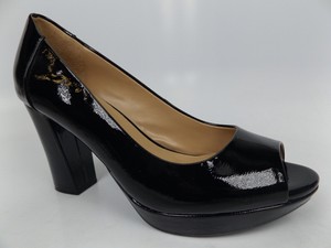 naturalizer black patent pumps