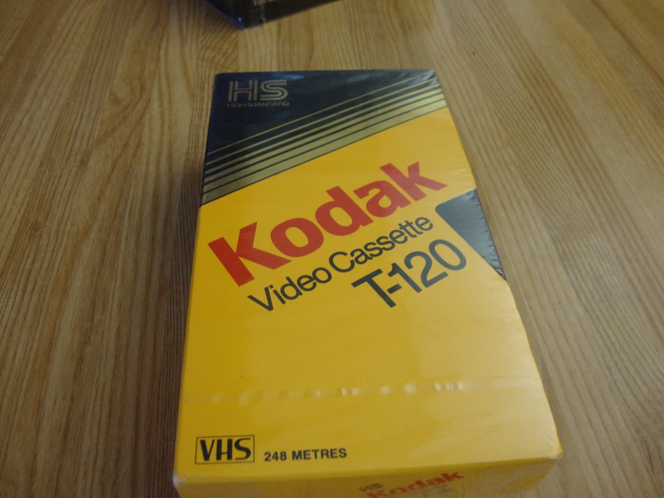 LOT OF TWO KODAK BLANK VHS VIDEO TAPES NEW UNOPENED 6 HOURS Foto 2 de 4