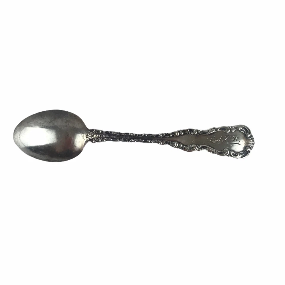 Антикварная серебряная ложка для отбеливания 1891 г. в стиле Людовика XV с монограммой Demitasse K.P.K. - Изображение 3 из 4