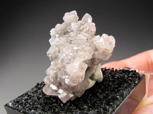 Smithsonit, Tsumeb Mine, Otjikoto Region, Namibia - Bild 2 von 3