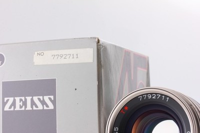 TOP MINT in Box Case] Contax Carl Zeiss Planar T* 45mm f/2 Lens