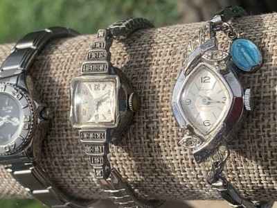 Vtg Ladies Watch Lot-3 Silver Tone Activa Swiss Stretch Bands Speidel For Repair