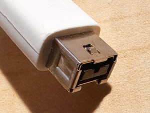 4FT FireWire 800 Cable  - IEEE 1394b 9 Pin to 9 Pin Male to Male Firewire white