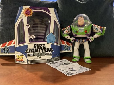 Thinkway Toys Toy Story Collection Utility Belt Buzz Lightyear - READ!