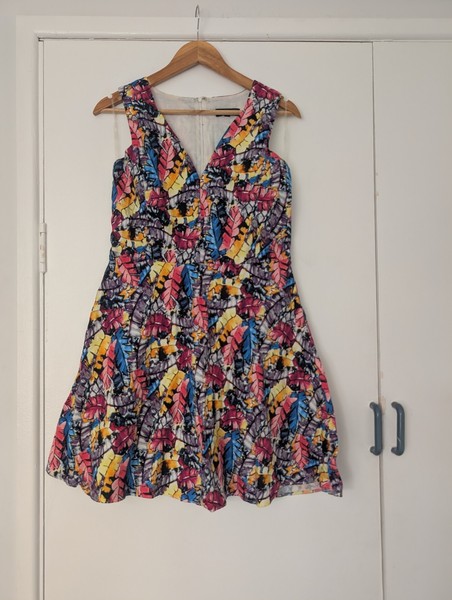 Caroline Morgan Size 12 Multi Floral V-Neck Fit & Flare Mini Dress