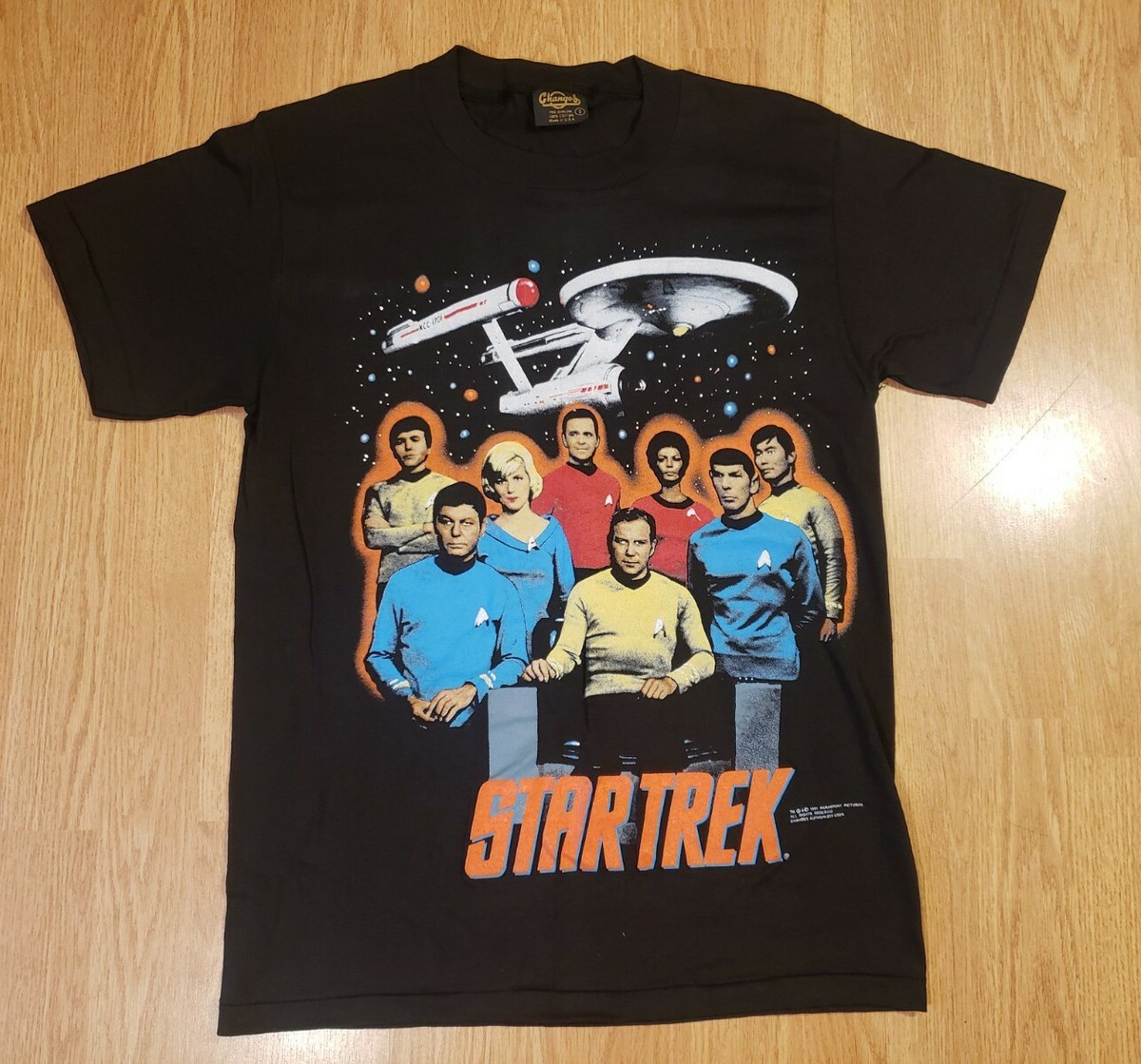 Vintage Star Trek T Shirt Made in USA Original Cast Photo Vintage Star Trek T Shirt Made in USA Original Cast Photo