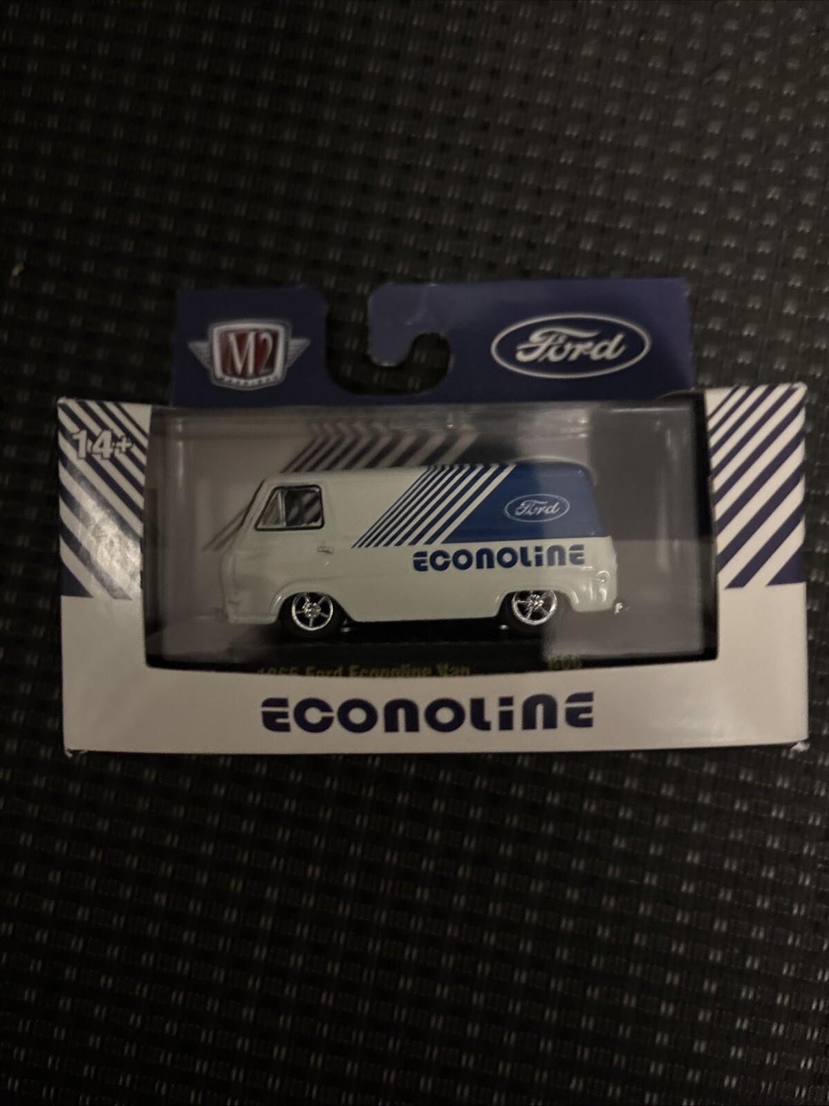 M2 MACHINES 1/64 1965 FORD ECONOLINE VAN/ Free Shipping