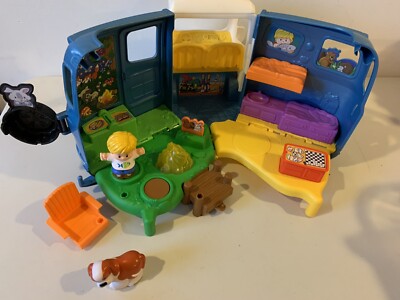 Fisher-Price Little People Songs Sounds Camper RV Figure Dog Chair