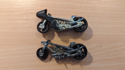 PAIR OF VINTAGE CORGI JUNIORS 23 BATMAN BATBIKE DIECAST TOY DC