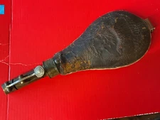 CIVIL WAR AMERICAN FLASK AND CAP CO. 2 1/2 lbs. MUSKET POWDER HORN FLASK