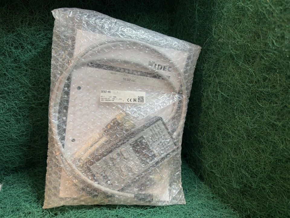 IDEC SE9Z-HC SE4D Handheld Controller With 2 Adapter Cables - Image 2 of 4