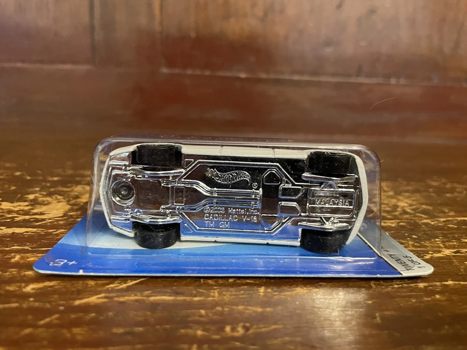 Hot Wheels Cadillac Sixteen 16 1/5 G6843 #116 Juego sellado de fábrica Mattel 2005 Foto 3 de 4