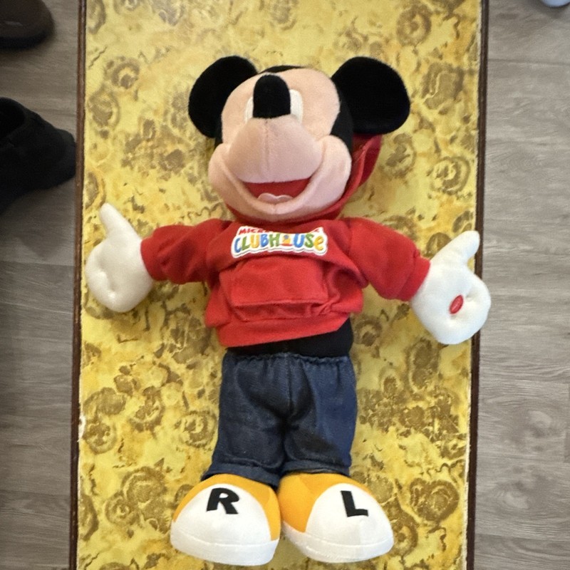 Disney Mickey Mouse Clubhouse Plush Stuffed Animal Red Hoodie Jeans Yellow Shoes