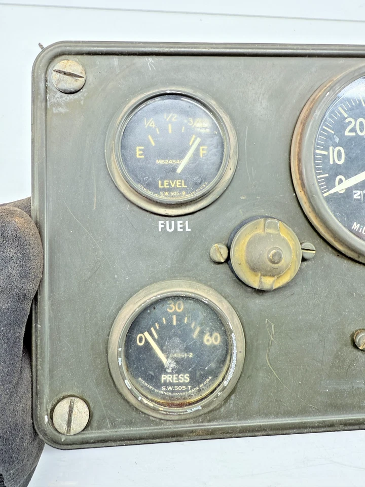 Panel de instrumentos original Jeep Willys Kaiser M38 calibre velocímetro grupo C37-9 Foto 4 de 4