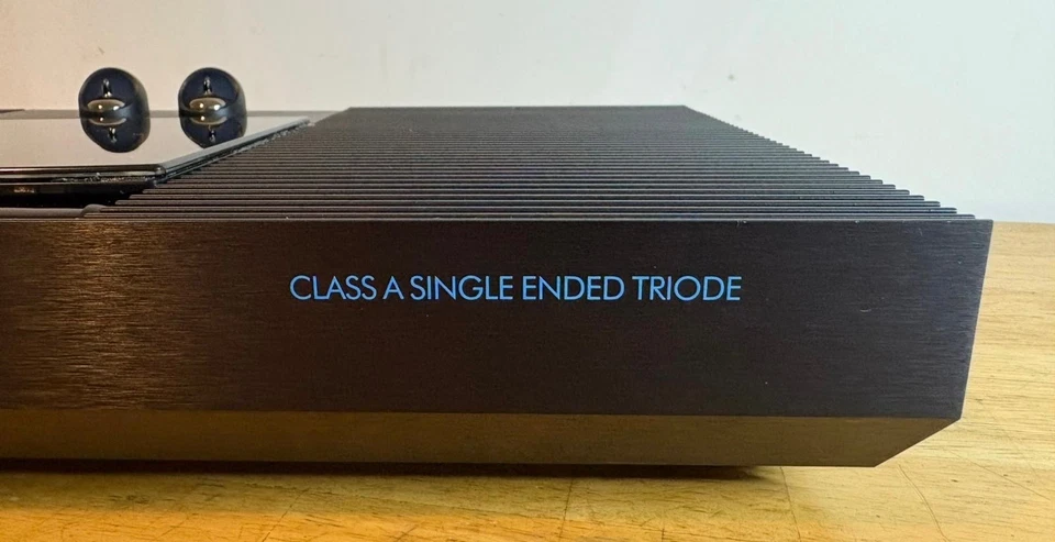 Musical Fidelity CD Tube Class A S.E. ECC-83 Telefunken Toplader Bastler England - Bild 3 von 4