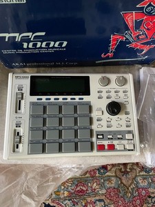 AKAI MPC1000 128mb拡張 80GBHDD JJOS有料版 AKAI MPC1000 BK ケーブル