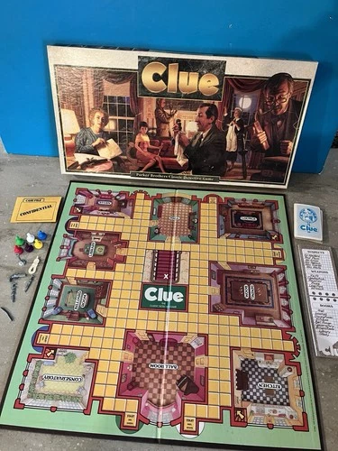 VINTAGE Clue COMPLETE Parker Brothers 1992 Classic Board Game Long Box 90s