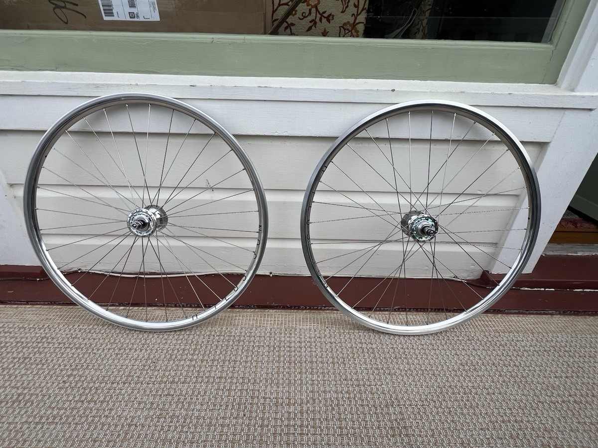 H Plus Son Archetype Suzue Pro Max Hubs Single Speed Track Bike