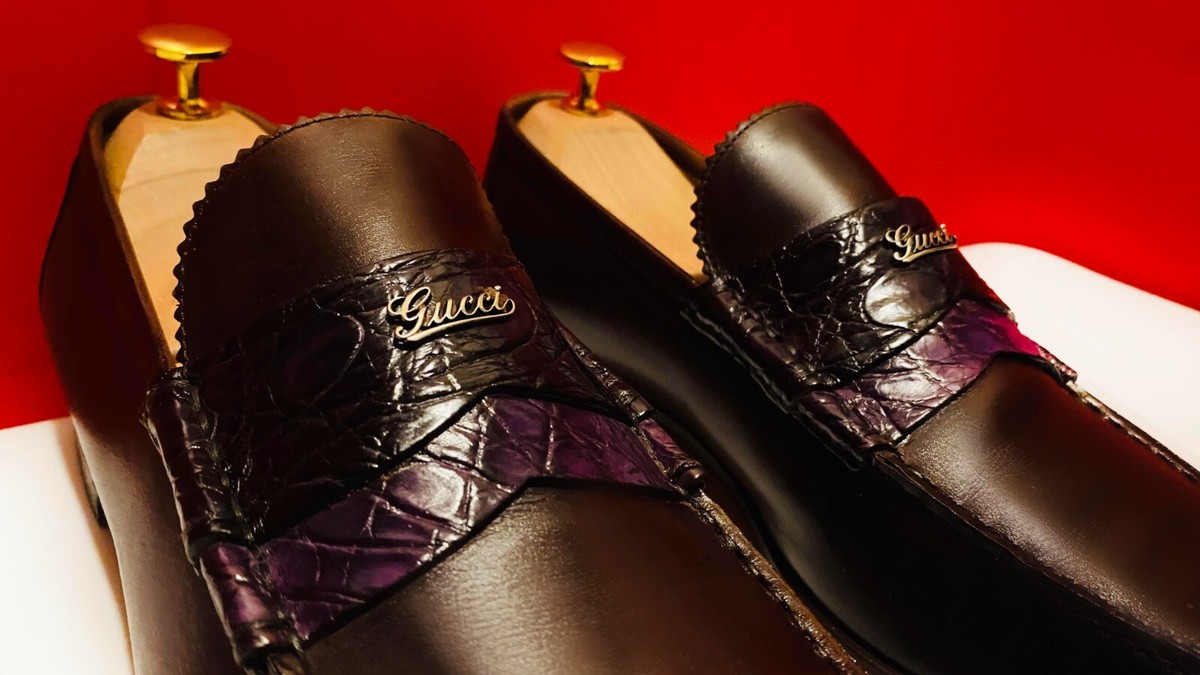 GUCCI LUXURY BROWN CROCODILE / ALLIGATOR LOAFERS DSC06662.jpg?v=1712116512&  main image 4