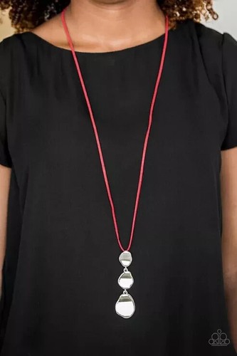 PAPARAZZI Abbraccia il Viaggio - Set Collana Argento Ciondolo Corda Svedese Rossa Nuova con etichette - Foto 2 di 2