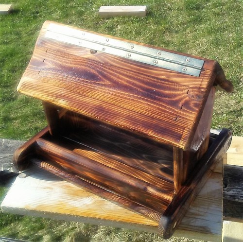 Beautiful large handmade cedar wood square post mount bird feeder,TBNUP #1B - Picture 6 of 6