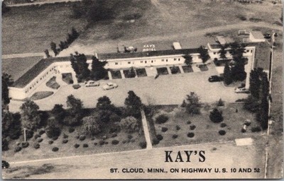 1950s ST. CLOUD Minnesota Postcard KAY'S MOTEL Aerial View / Highway 10 Roadside