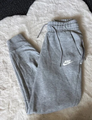 Nike Jogginhose Damen - Bild 1 von 4
