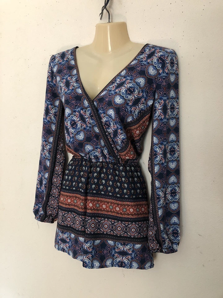 Mameluco de manga larga para mujer talla pequeña estampados mixtos cuello en V espalda baja y pantalones cortos Foto 2 de 4