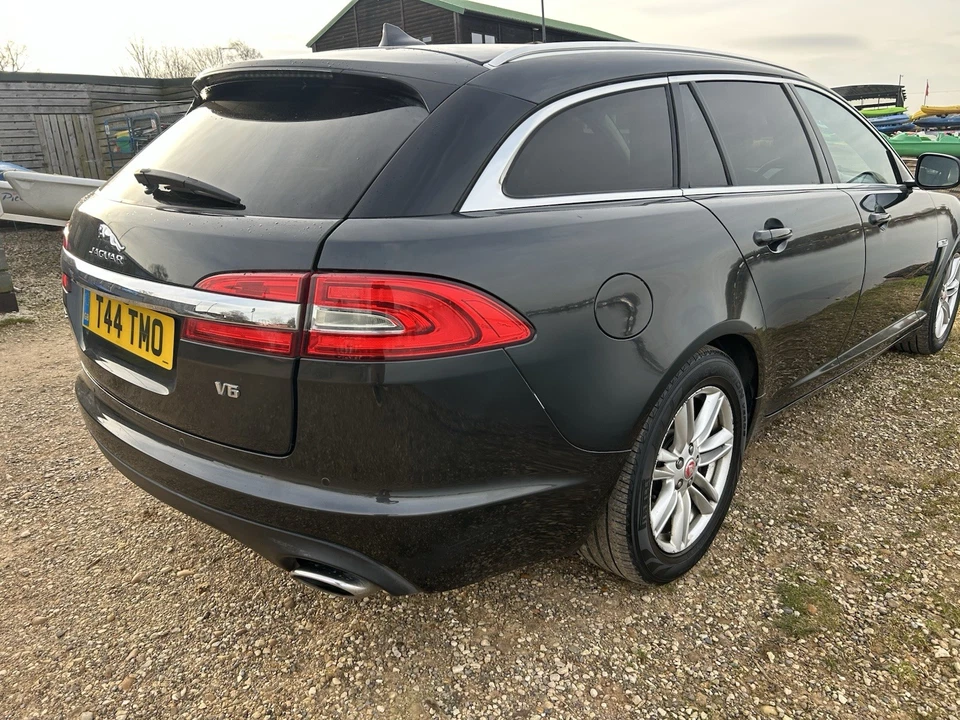 Jaguar Xf luxury Sport Brake 3.0 2014 - Image 3 of 4
