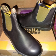 Blundstone Womens Originals Chelsea Boot Black 510 Black  W-Size 10.5  M-8.5