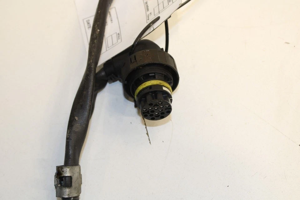 Arnés de cableado del motor BMW 750Li xDrive 2010-2012 4,4 L AWD 12517606518 FABRICANTE DE EQUIPOS ORIGINALES Foto 3 de 4