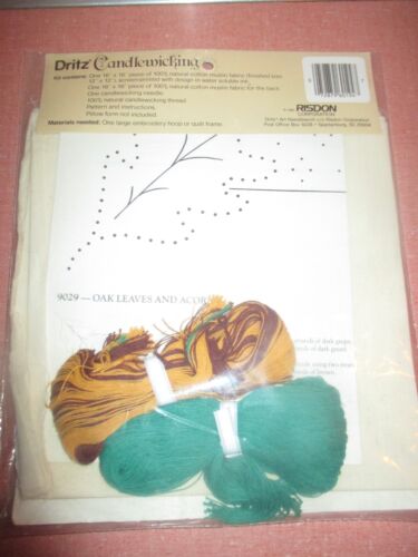 Vintage OAK LEAVES & ACORNS Candlewicking/Embroidery KIT - 1980's - Picture 2 of 2