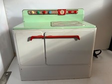 Vintage Wolverine Childs Toy Electric Stove Works Adorable Green White