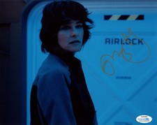 Parker Posey Lost in Space Autographed Signed 8x10 Photo ACOA COA 