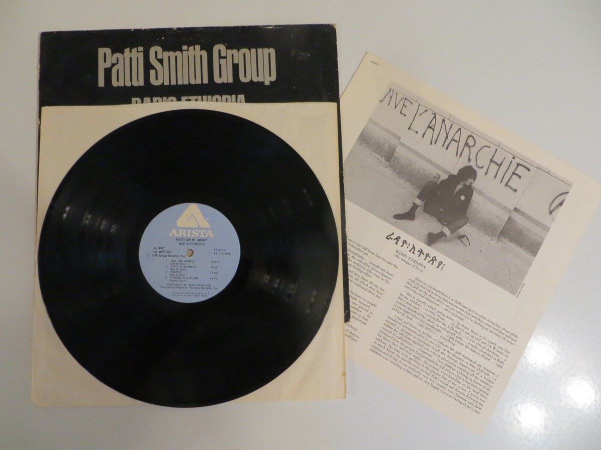 Patti Smith Group – Radio Ethiopia - LP 1976 Arista - Garage