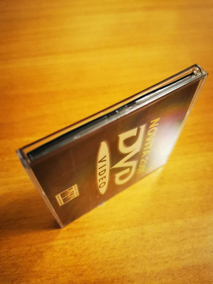 COLUMBIA TriStar Raro Catalogo Mini DvD NOVITA' 2001 PROMO TRAILERS. MAI USATO - Immagine 3 di 4