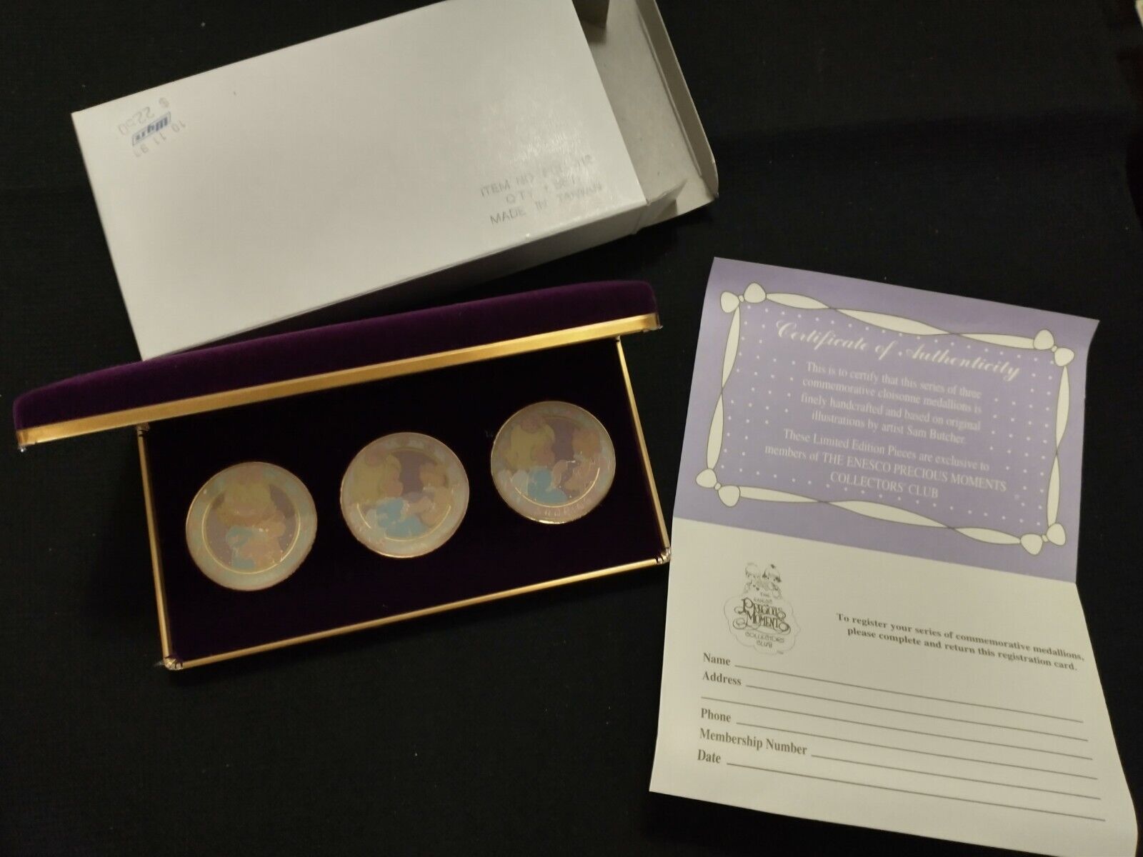 Vtg Precious Moments Collectors Club Medallion Set Of 3 In Case with Box