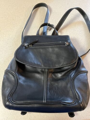 Tignanello Backpack Black Soft Leather Handbag Shoulder Bag Day Pack Womens