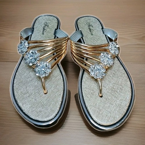Woman's Size 7.5 Flat Sandals Flip Flops Dressy Bejeweled Thong Sandals - Picture 3 of 7