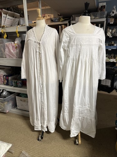 The 1 For U Nightgown& Robe Woman XL White eyelet Embroidery Cottage Coquette