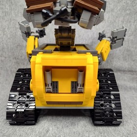 LEGO Ideas WALL-E 21303 Yellow Robot Figure Build Pixar Disney Set Model Retired