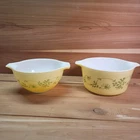 Vintage Pyrex Shenandoah Casserole Dish Bowl 441, 473-B Yellow Green Floral