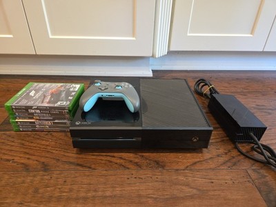 Microsoft XBOX ONE 1540 Console & Cables Bundle - 1 Controller 7 Games
