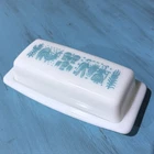 VTG Pyrex Amish Butterprint Turquoise Butter Dish White Milk Glass 2 Pc USA NICE
