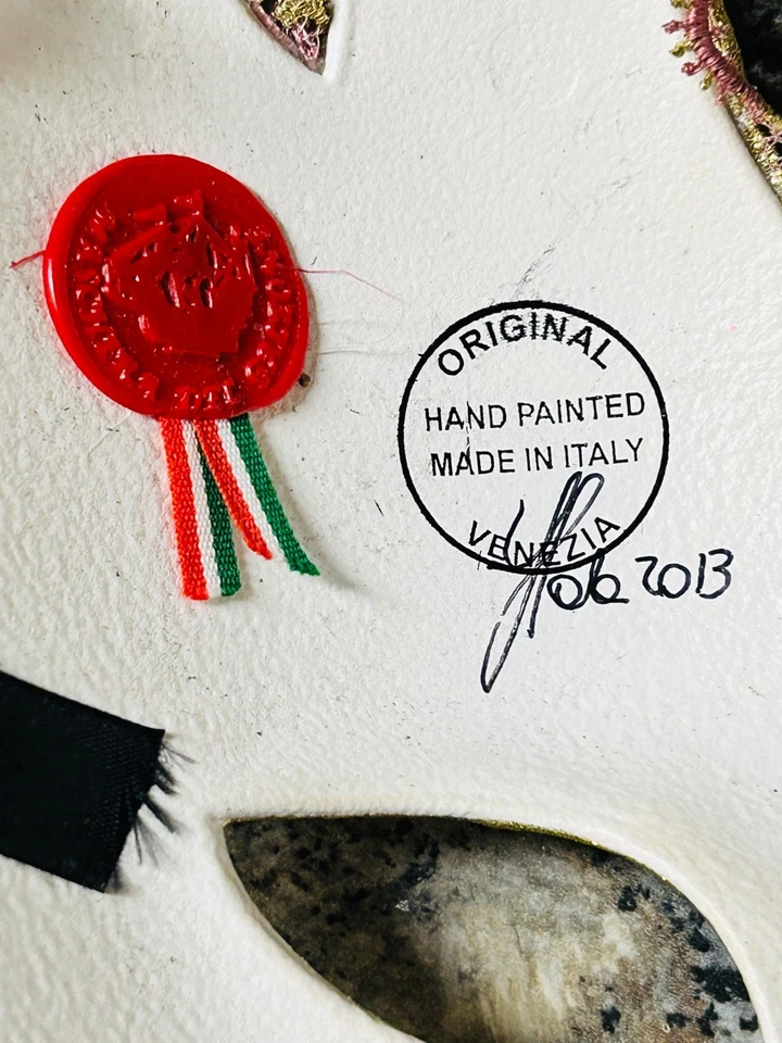 VENETIAN GIADA ONDA EYE MASK - Hand Signed, Wax Seal, Hand Made & Painted in Ven - Image 3 of 3
