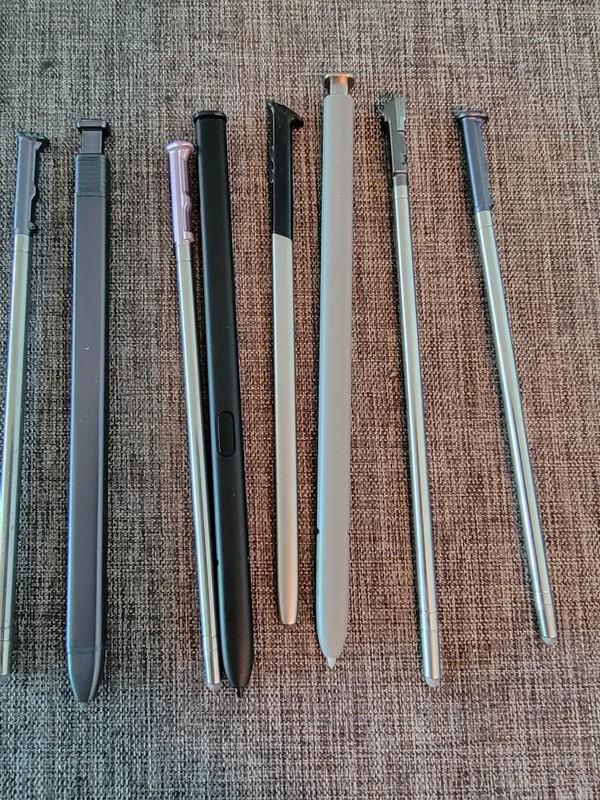 Lot of 8 OEM Stylus Pens - Samsung, LG, TCL & Moto......MINT
